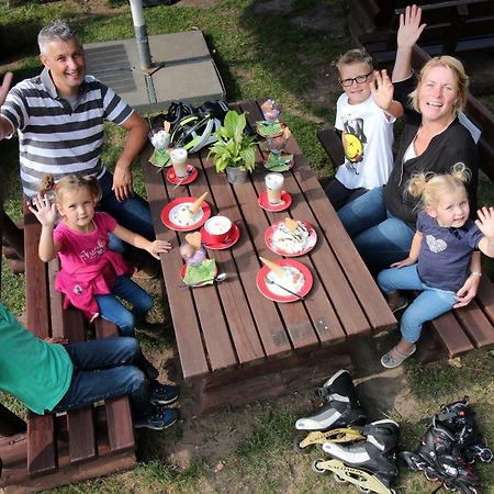 Familien- Und Freizeithotel Gutshaus Petkus Zewnętrze zdjęcie